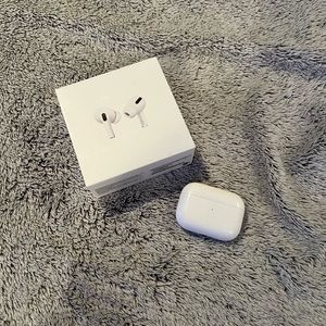 AirPods Pro